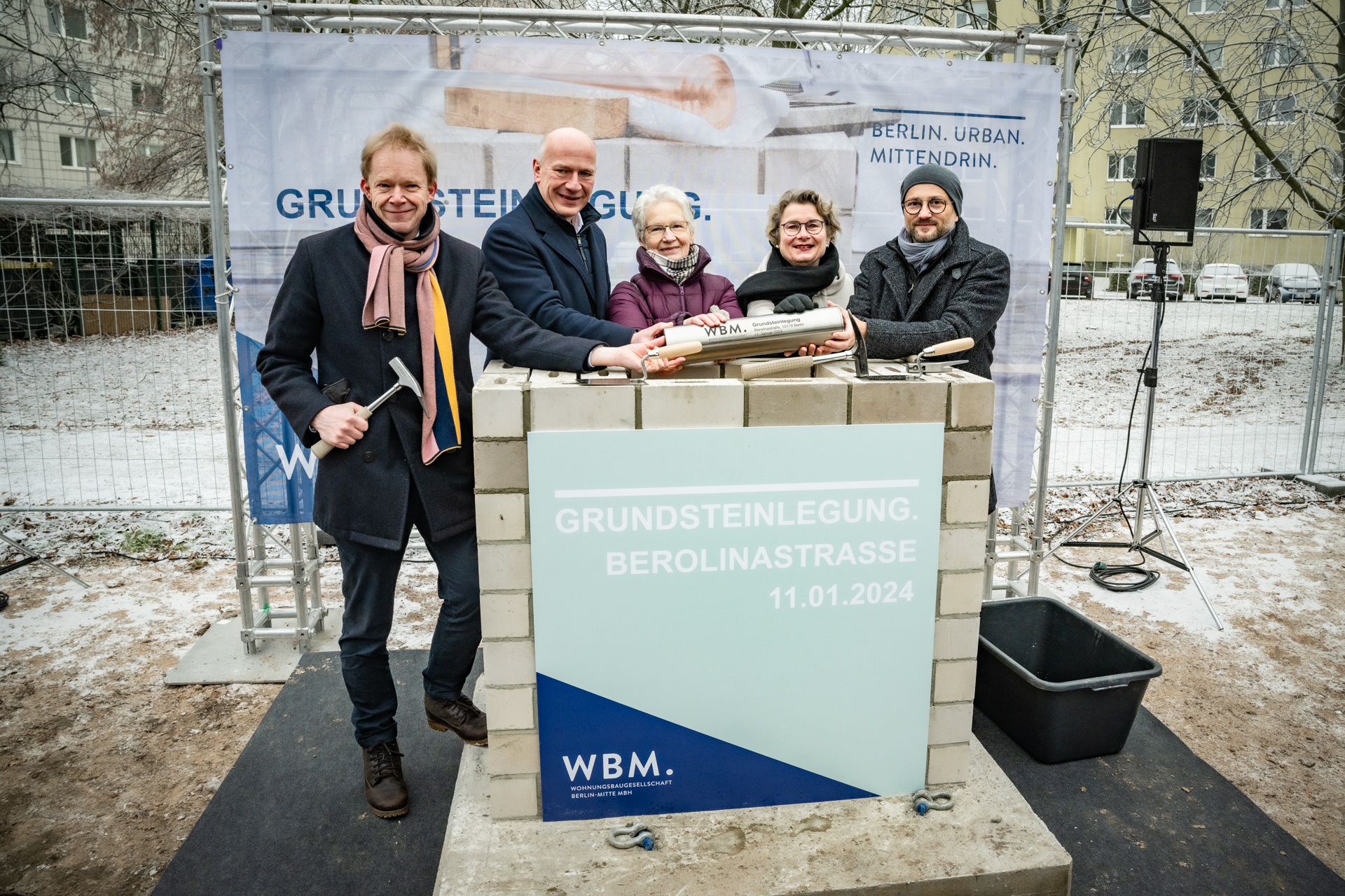 Grundsteinlegung in der Berolinastraße Berlin Mitte mit dem Regierenden Bürgermeister Kai Wegner